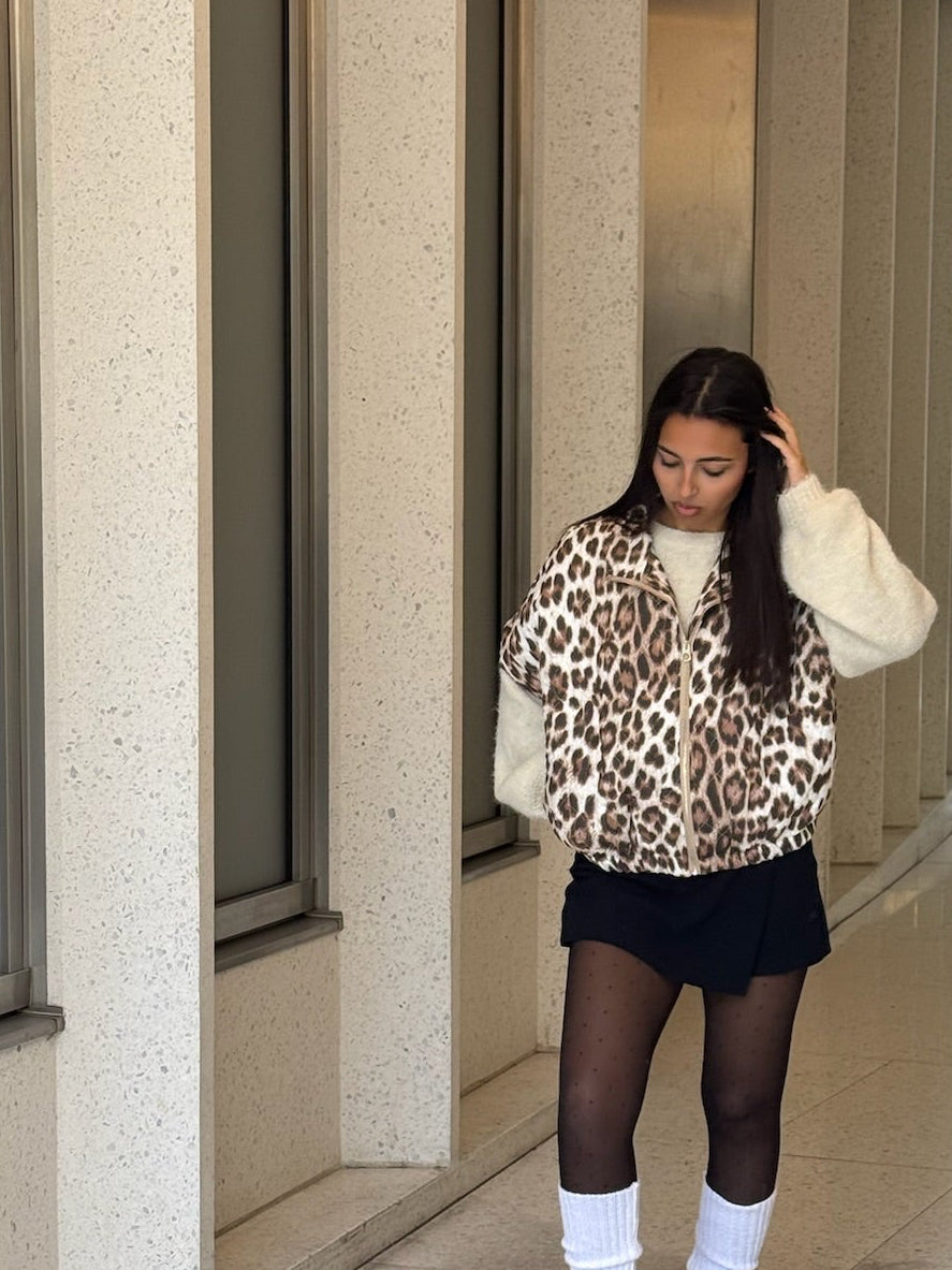 VESTE S/MANCHES LEO