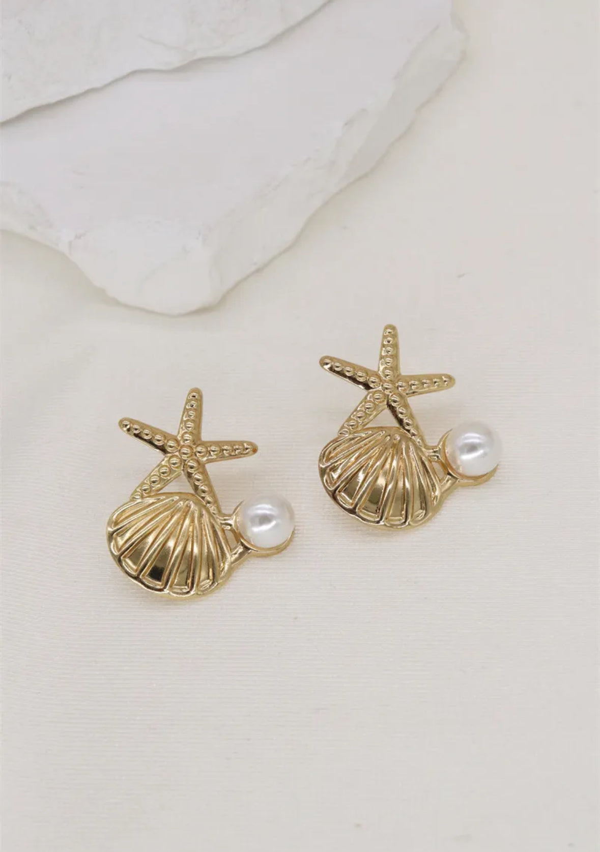 BOUCLES D’OREILLES