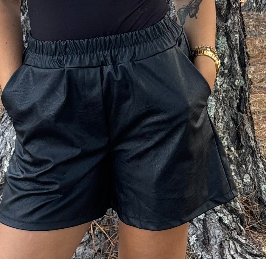 SHORT NOIR