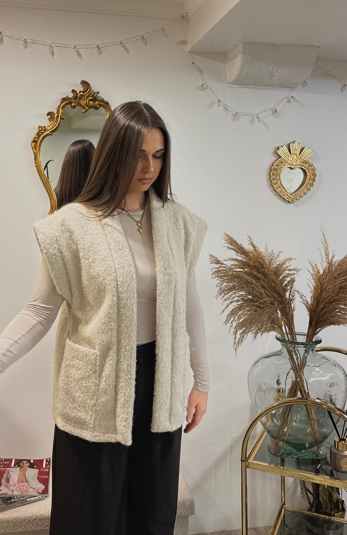 VESTE SANS MANCHES BEIGE